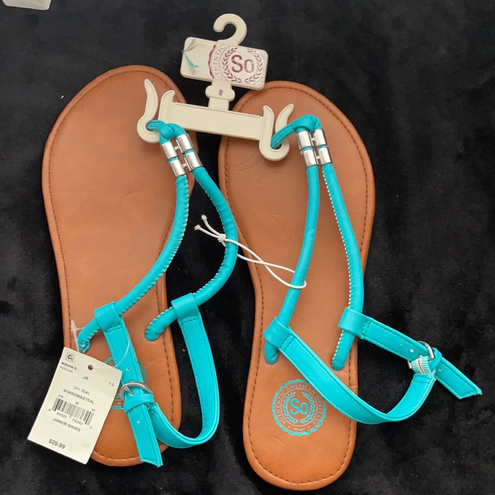 Women’s sandals
